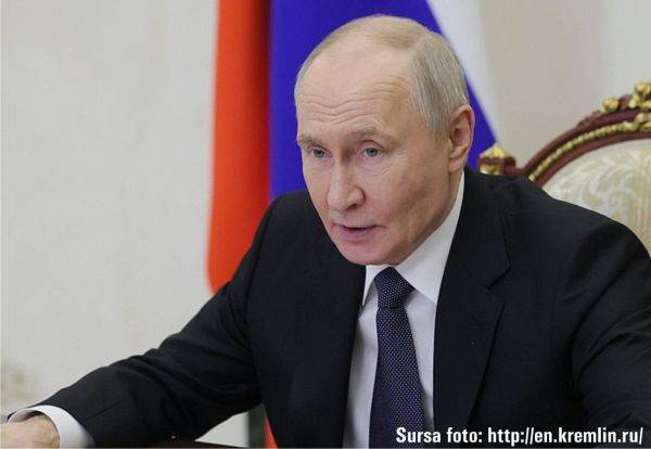 Putin meets with Xi after Trump's visit to China